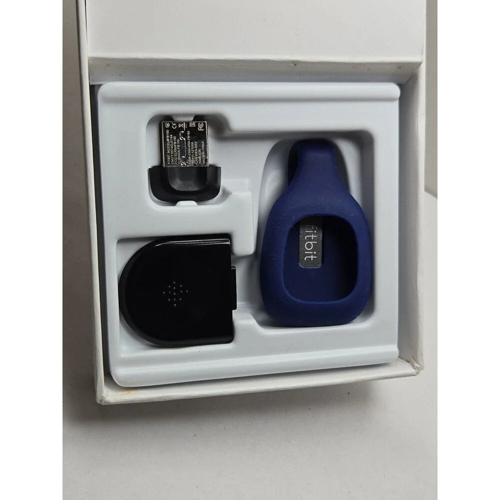 Fitbit Zip FB301C Wireless Activity Tracker Black Tested New Old Stock Clip On